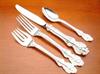 Knife 9'', Fork 7-1/2'', Salad Fork, Teaspoon<BR>     PREOWNED    - Standard size in this pattern