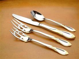 cache_gold_accents_stainless_flatware_by_yamazaki.jpg