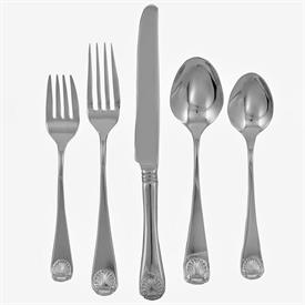 coquille_windsor_shell_stainless_flatware_by_ginkgo.jpeg