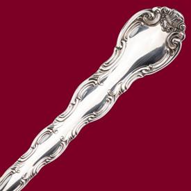 french_scroll_sterling_silverware_by_alvin.jpeg