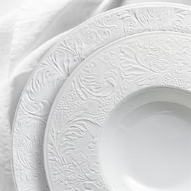 italian_renaissance_white_china_dinnerware_by_raynaud.jpeg