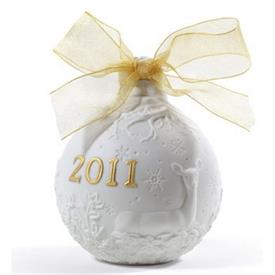 ,2011 LLADRO BAUBLE ORNAMENT (RE-DECORATED GOLD VERSION 2). 3.5" WIDE                                                                       