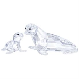 _,SEA LION MOTHER WITH BABY. 1.75" TALL, 5.8" LONG, 2.75" WIDE                                                                              