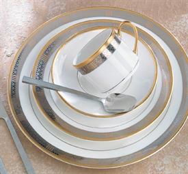 _,4-PIECE SAMPLE SETTING. INCLUDES DINNER PLATE, SALAD PLATE, BREAD PLATE & TEA CUP.                                                        