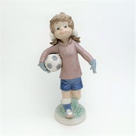 ,4621 SEA CAPTAIN WITH PIPE. 14.5" TALL.                                                                                                    