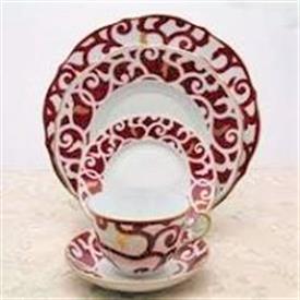 ,5 PC. PLACE SETTING NEW FROM DISPLAY                                                                                                       