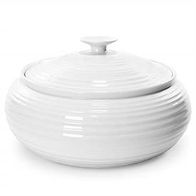 -LOW 6 PINT COVERED CASSEROLE DISH. MSRP $79.00                                                                                             