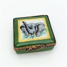 ,RETIRED ROCHARD RED BELL PEPPER TRINKET BOX WITH SNAIL CLASP. HAND PAINTED, SIGNED. 1.75" TALL, 1.25" WIDE                                 