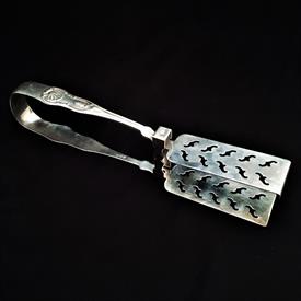 ,GEORGE SHARP FOR BAILEY & CO FLAT SERVING TONGS W/ GUARD, MISSING SCREW. 10" LONG. 5.70 OZT. KINGS PATTERN. 1852-1866. COIN SILVER MONOGRAM