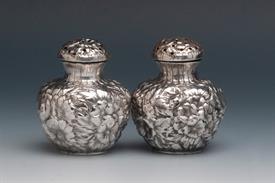 PAIR OF SALT & PEPPER SHAKERS BEAUTIFULLY REPOUSSED  WEIGHT: 2.40 TROY OUNCES NICE CONDITION 2.3" TALL                                      