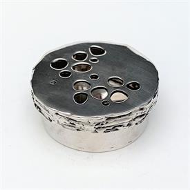 ,SIGNED UNKNOWN ARTISAN STERLING SILVER BRUTALIST STYLE TRINKET BOX. 2" WIDE, .9" TALL, 2.47 OZT                                            