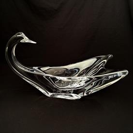 ,MID-CENTURY MODERN LARGE SWAN BOWL. 9.25" TALL, 15" LONG, 6.25" WIDE                                                                       