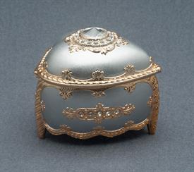 -,SMALL SILVER HEART SHAPED MUSIC BOX WITH SWAROVSKI CRYSTALS. PLAYS SOMEWHERE OUT THERE BY JAMES HORNER                                    
