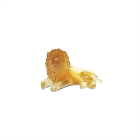 -,SMALL AMBER LION. 2.9" TALL, 5" LONG, 3.4" WIDE                                                                                           