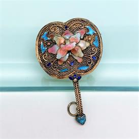 ,VINTAGE GILT CHINESE EXPORT SILVER FAN BROOCH/PENDANT WITH ENAMELED LOTUS MOTIF. 1.75" LONG, 1.1" WIDE, .19 OZT                            