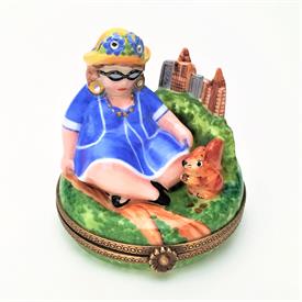 ,RETIRED LADY IN CITY PARK WITH SQUIRREL TRINKET BOX WITH ORIGINAL BOX. HAND PAINTED, SIGNED, NUMBERED 20. 2.4" TALL, 2.25" WIDE            