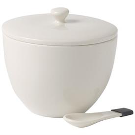 -TEA CADDY WITH LID                                                                                                                         