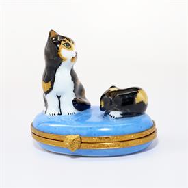 ,PAIR OF TORTOISESHELL CATS TRINKET BOX. HAND PAINTED, SIGNED. 2.5" TALL, 2.1" LONG, 2.8" WIDE                                              