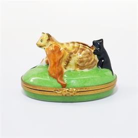,MOTHER CAT WITH KITTENS TRINKET BOX BY ARTORIA. HAND PAINTED, SIGNED, NUMBED 80. 2" TALL, 2" LONG, 2.8" WIDE                               