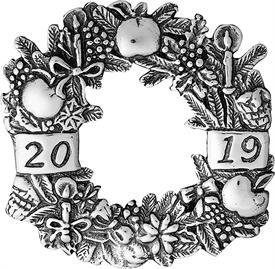 _,Annual Wreath Ornament Year 2019 sterling silver by Hand & Hammer                                                                         
