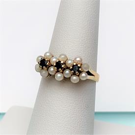 ,ANTIQUE 14K GOLD, NATURAL PEARL & SAPPHIRE FLOWER RING. US SIZE 7.5. 2MM STONES. 3.1 GRAMS                                                 
