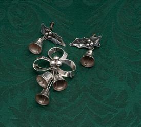 3 piece sterling lapel pin and screwback earrings set sterling silver holly and & ribbons themed                                            