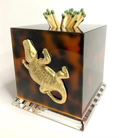 -:ALLIGATOR ON TORTOISE MATCH STRIKE. 4" X 4" X 4.5". INCLUDES PACK OF 3" MATCHES.                                                          