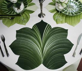 -:7-POINT LEAF PLACEMAT IN PINE FROST. 20" WIDE. WIPE CLEAN WITH DAMP CLOTH. DO NOT SCRUB.                                                  