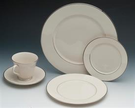 NEW 5PC PLACE SETTING                                                                                                                       