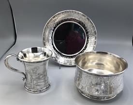 ,RARE 3 PC CHILDS CUP, BOWL AND PLATE SET. NURSERY RHYME "SING A SONG OF SIXPENCE" VERY GOOD ANTIQUE CONDITION                              