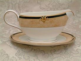 _NEW GRAVY BOAT WITH UNDERPLATE                                                                                                             