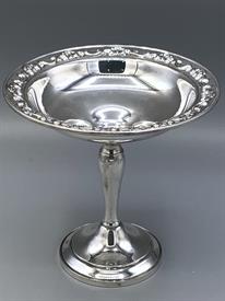 ,6" footed Compote, very nice, weighted base and stem                                                                                       
